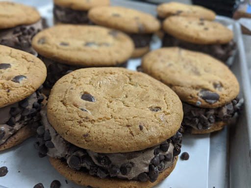 Ice Cream Shop «Cold Stone Creamery», reviews and photos, 76 South La Grange Road, La Grange, IL 60525, USA