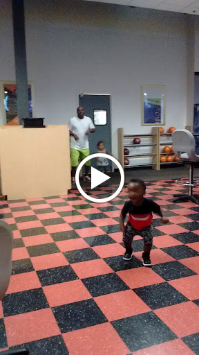 Bowling Alley «King Pin Lanes», reviews and photos, 9525 Taylorsville Rd, Jeffersontown, KY 40299, USA