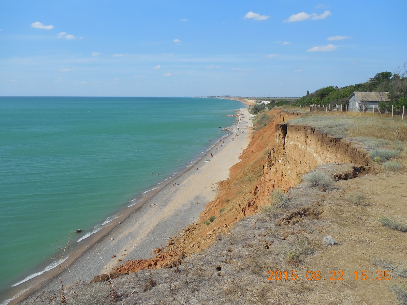 Foto di Beregovoe beach con una superficie del acqua turchese