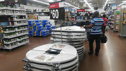 Discount Store «Walmart», reviews and photos, 6210 Annapolis Rd, Landover Hills, MD 20784, USA