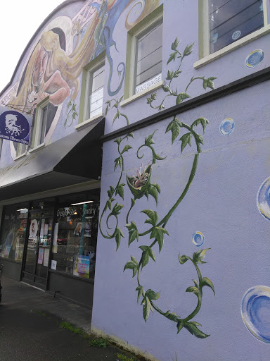 Gift Shop «Crescent Moon Gifts», reviews and photos, 2502 6th Ave, Tacoma, WA 98406, USA