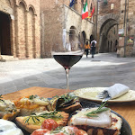 Photo n°3 de l'avis de Vane.. fait le 15/05/2021 à 18:56 sur le  Gustavo Mescita Vini Enoteca à San Gimignano