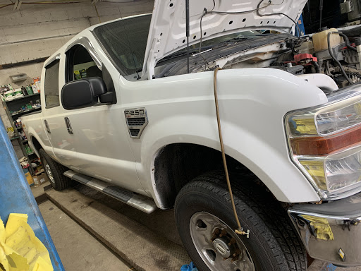 Auto Repair Shop «Dix Auto Clinic», reviews and photos, 18809 Dix Rd, Melvindale, MI 48122, USA