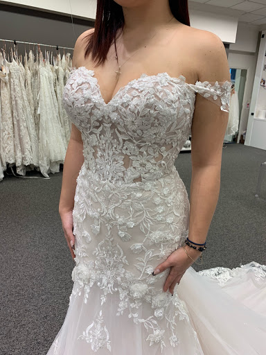 Bridal Shop «Paisley Bridal», reviews and photos, 73-09 Metropolitan Ave, Middle Village, NY 11379, USA