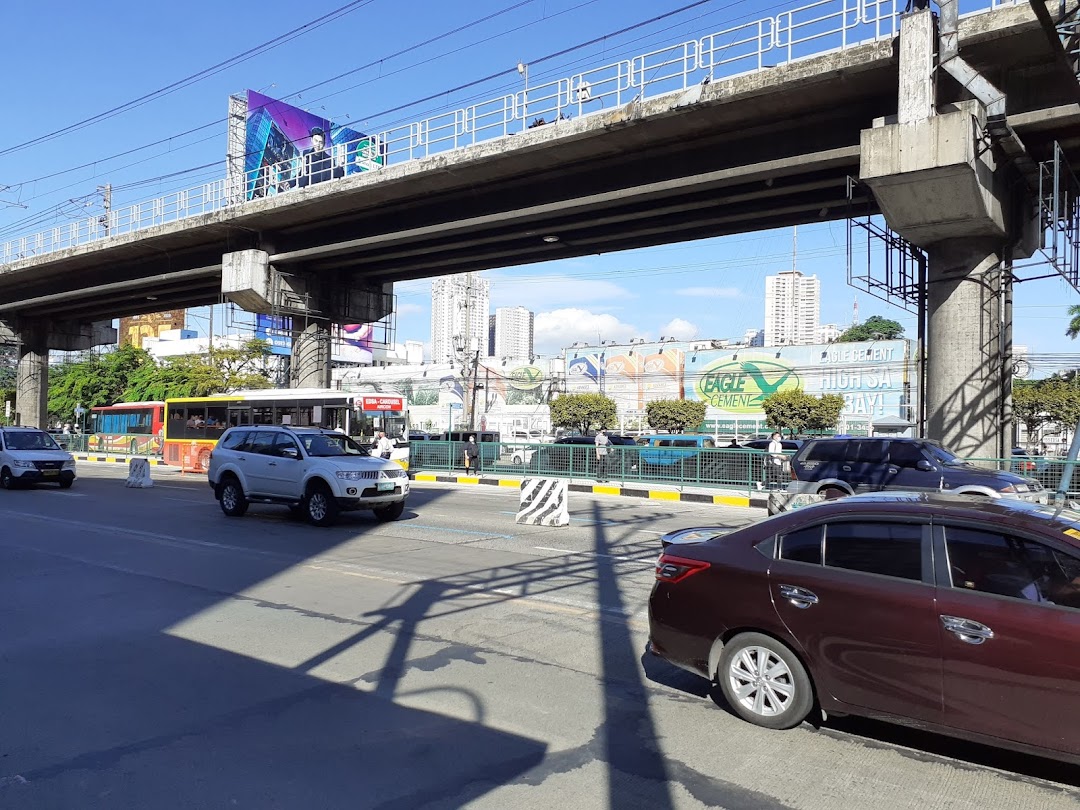 New Edsa-MRT Ortigas Bus Stop