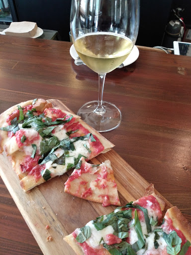 Wine Bar «Downtown Wine Merchants», reviews and photos, 102 Frank H Ogawa Plaza, Oakland, CA 94612, USA