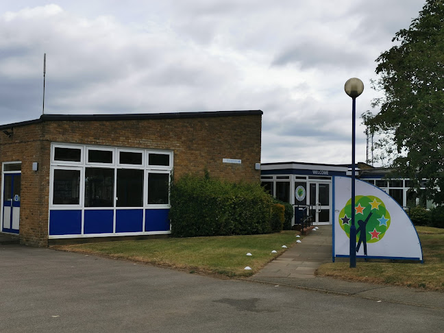 Reviews of High Ash C Of E Primary in Milton Keynes - School