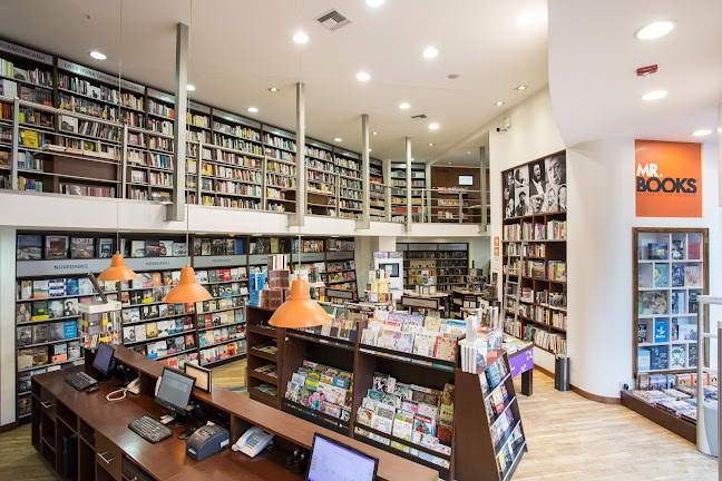 Opiniones de Librería Mr.Books Scala Shopping en Quito - Librería