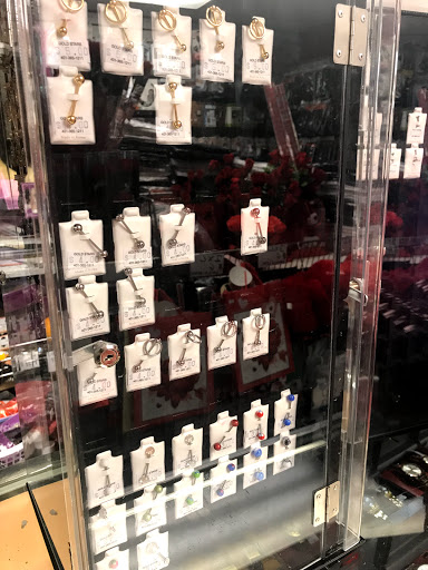 Gift Shop «Gold Stars Gift Store», reviews and photos, 484 Lonsdale Ave, Pawtucket, RI 02860, USA