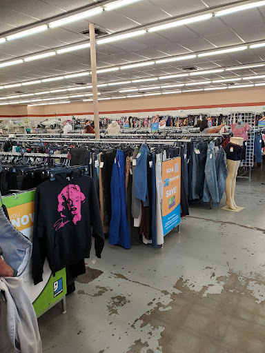 Store «Goodwill - Fontana», reviews and photos