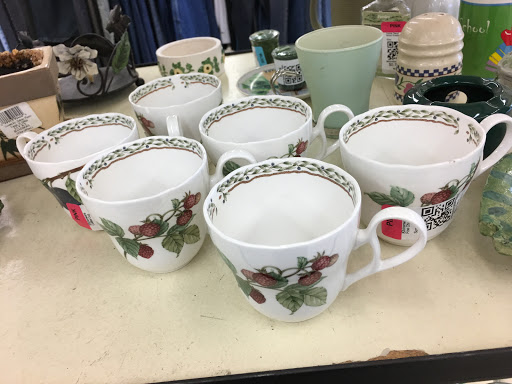 Thrift Store «Thrift Town», reviews and photos, 5700 Manchaca Rd #240, Austin, TX 78745, USA