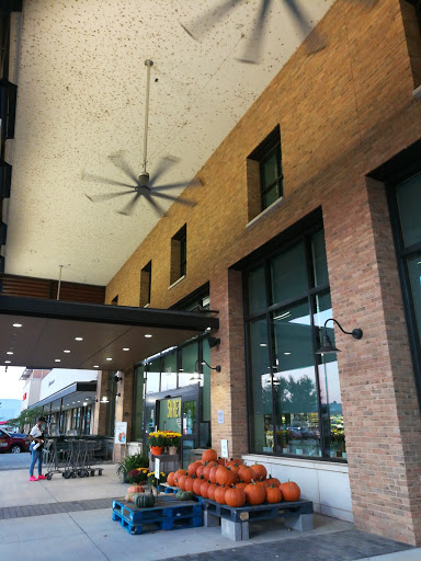 Grocery Store «Whole Foods Market», reviews and photos, 1380 E 70th St, Shreveport, LA 71105, USA