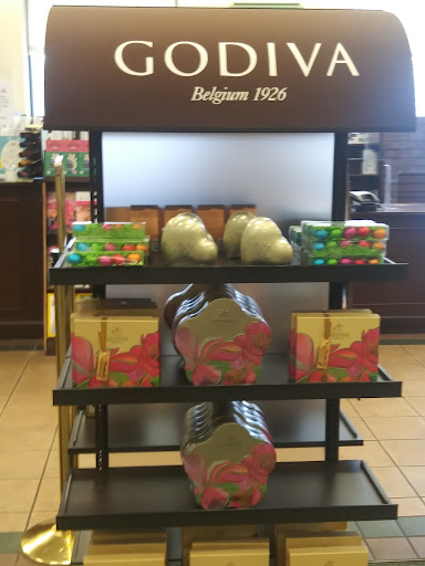 Book Store «Barnes & Noble», reviews and photos, 3651 Jefferson Davis Hwy, Alexandria, VA 22305, USA