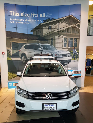 Volkswagen Dealer «Pignataro Volkswagen», reviews and photos, 10633 Evergreen Way, Everett, WA 98204, USA