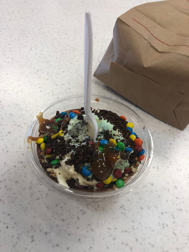 Ice Cream Shop «Carvel», reviews and photos, 2595 Woodbridge Ave, Edison, NJ 08817, USA