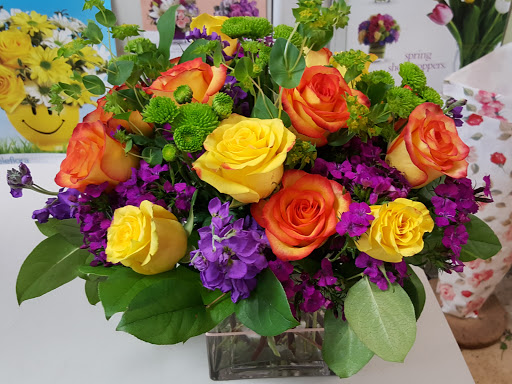 Florist «Glenview Florist / Flower Shop», reviews and photos, 1813 Waukegan Rd, Glenview, IL 60025, USA