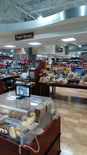 Grocery Store «Harris Teeter», reviews and photos, 3501 Oleander Dr, Wilmington, NC 28403, USA