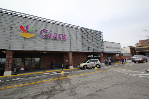 Giant Pharmacy, 2323 Forest Dr, Annapolis, MD 21401, USA, 