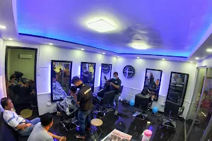 Clippers Barber & Salon Pulilan image