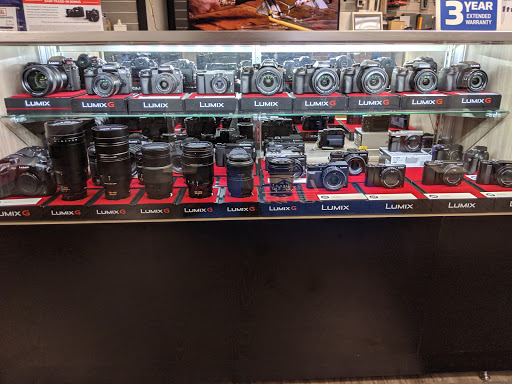 Camera Store «Roberts Camera», reviews and photos, 220 E St Clair St, Indianapolis, IN 46204, USA