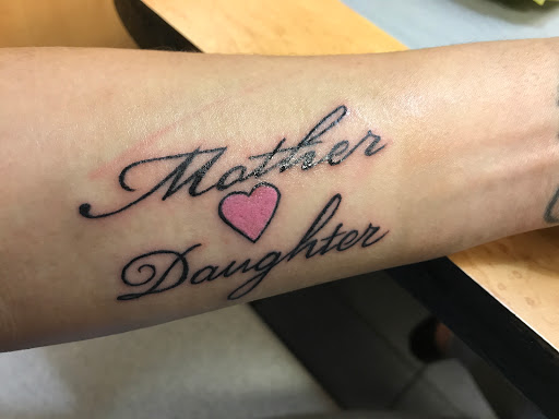 Tattoo Shop «South Shore Tattoo», reviews and photos, 74 Merrick Rd, Amityville, NY 11701, USA