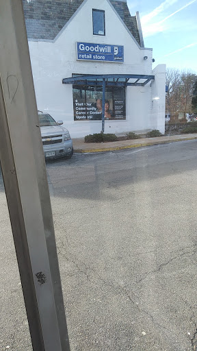 Thrift Store «Goodwill Retail Store & Donation Center», reviews and photos