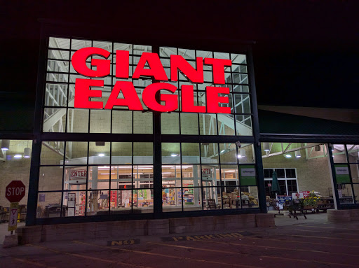 Supermarket «Giant Eagle Supermarket», reviews and photos, 14100 Detroit Ave, Lakewood, OH 44107, USA