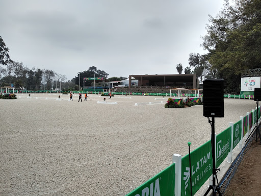 Horse riding courses Lima