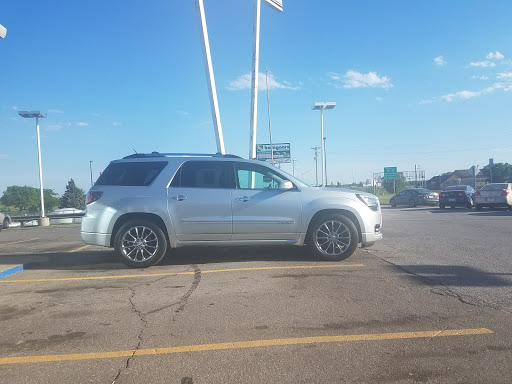 Used Car Dealer «McKee Auto», reviews and photos, 5095 NE 14th St, Des Moines, IA 50313, USA