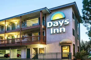Days Inn by Wyndham Anaheim West image