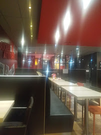 Atmosphère du Restaurant KFC Douai Sin le Noble à Lambres-Lez-Douai - n°17