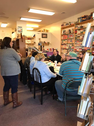 Used Book Store «R & B Used Books», reviews and photos, 12830 Saginaw Rd # F, Grand Blanc, MI 48439, USA