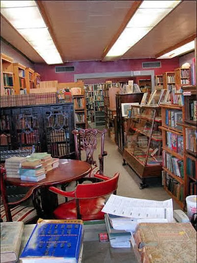 Used Book Store «Atlanta Vintage Books», reviews and photos, 3660 Clairmont Rd, Atlanta, GA 30341, USA