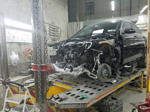 Auto Body Shop «Kings County Auto Body», reviews and photos, 168 Walworth St, Brooklyn, NY 11205, USA