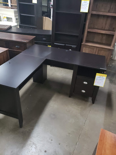 Furniture Store «Gardiner Wolf Furniture», reviews and photos, 6415 Baltimore National Pike, Catonsville, MD 21228, USA