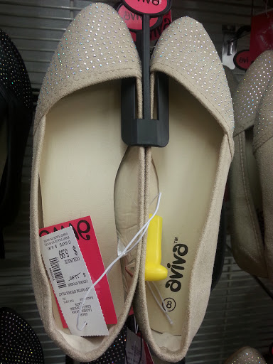 Discount Store «Factory 2-U (Fallas Discount Stores)», reviews and photos, 2664 Mission St, San Francisco, CA 94110, USA