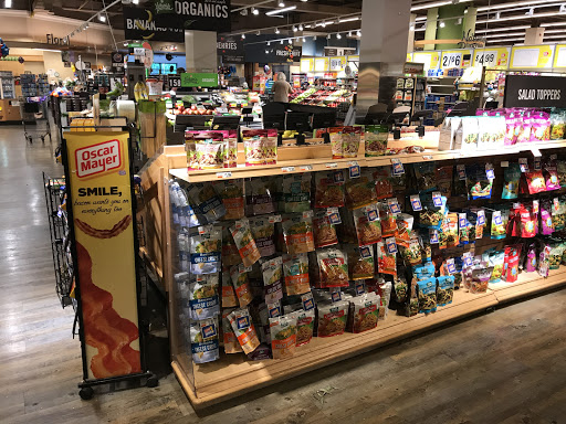 Grocery Store «Giant Food Stores», reviews and photos, 50 Wynnewood Rd, Wynnewood, PA 19096, USA