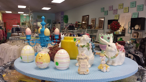 Thrift Store «Wellspring Treasures», reviews and photos, 1600 John B White Sr Blvd #1008, Spartanburg, SC 29301, USA