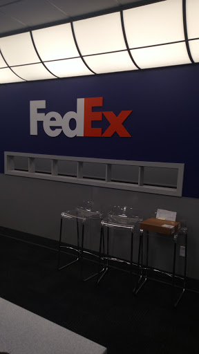Shipping and Mailing Service «FedEx Ship Center», reviews and photos, 9950 E 40th Ave, Denver, CO 80230, USA