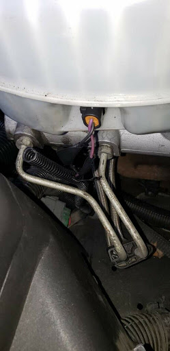 Used Car Dealer «Carson Cars», reviews and photos, 13806 WA-99, Lynnwood, WA 98087, USA