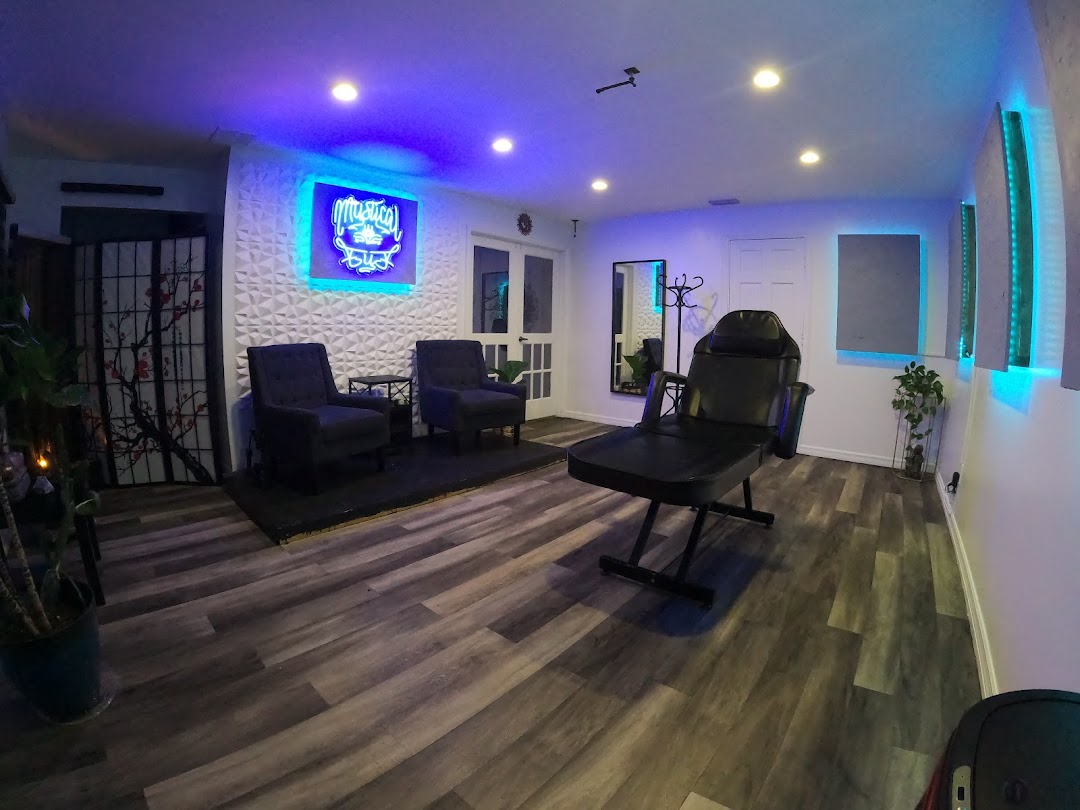 Mystical Eye Art & Tattoos Studio Llc