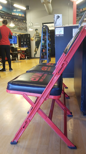 Hair Salon «Sport Clips San Antonio - Brooks City Base Landing», reviews and photos, 3326 SE Military Dr #102, San Antonio, TX 78223, USA