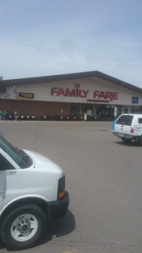 Grocery Store «Family Fare Supermarket», reviews and photos, 724 N University Dr, Fargo, ND 58102, USA