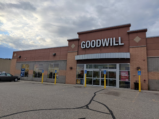 Thrift Store «Goodwill - Mankato», reviews and photos