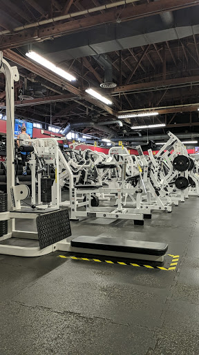 Gym «Hollywood Fitness», reviews and photos, 5223 NE Sandy Blvd, Portland, OR 97213, USA