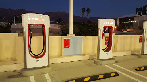 Shopping Mall «Burbank Town Center», reviews and photos, 201 E Magnolia Blvd, Burbank, CA 91502, USA