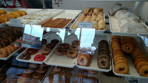 Donut Shop «Donut Hut», reviews and photos, 910 E Grauwyler Rd, Irving, TX 75061, USA