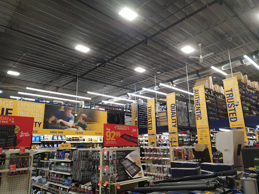 Auto Parts Store «NAPA Auto Parts - Genuine Parts Company», reviews and photos, 235 Presumpscot St, Portland, ME 04103, USA