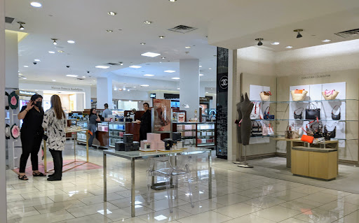 Department Store «Saks Fifth Avenue», reviews and photos, 7687 N Kendall Dr, Miami, FL 33156, USA