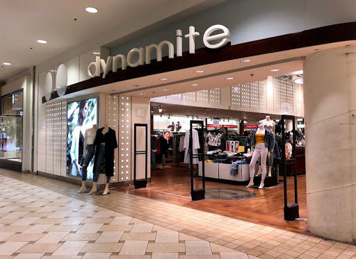 Stores to buy men's pyjamas Montreal